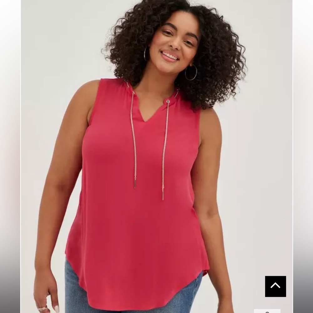 Torrid viva magenta Crepe Chain-Link Detail Tank size 4X